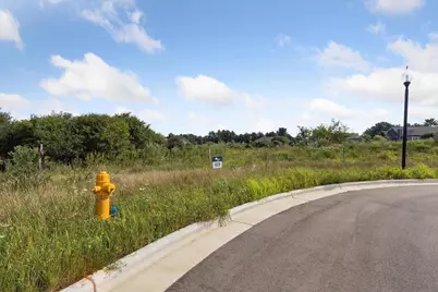 2868 Oakridge Court, Janesville, WI 53548 - Photo 8