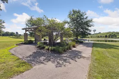 2868 Oakridge Court, Janesville, WI 53548 - Photo 14