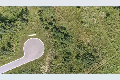 2868 Oakridge Court, Janesville, WI 53548 - Photo 2