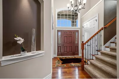 852 Augusta Drive, Oregon, WI 53575 - Photo 2