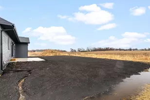 110 Windmill Ridge Rd, Janesville, WI 53536 - Photo 4