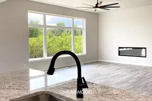 445 Foxfield Ct, Oregon, WI 53575 - Photo 6