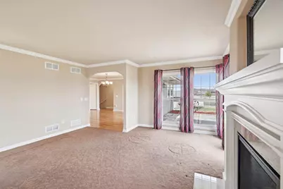 1021 Susan Crest, Black Earth, WI 53515 - Photo 8