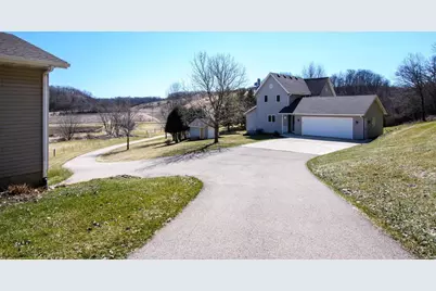 3265 Bergum Road, Mount Horeb, WI 53572 - Photo 46
