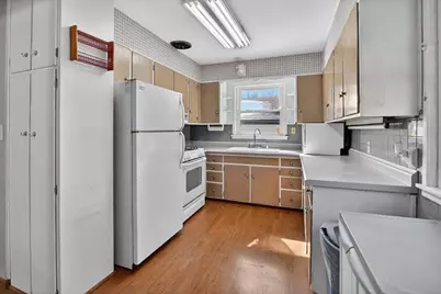 5517 Terre Haute Avenue, Madison, WI 53705 - Photo 10