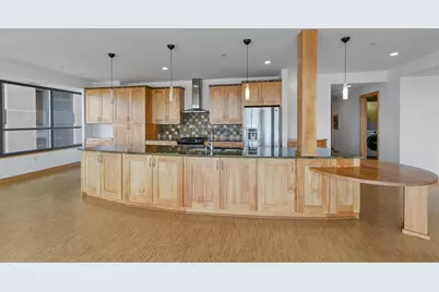 137 E Wilson Street #510/511, Madison, WI 53703 - Photo 6