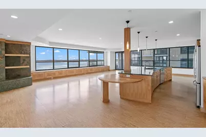 137 E Wilson Street #510/511, Madison, WI 53703 - Photo 4