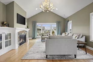 13 Arboredge Way, Fitchburg, WI 53711 - Photo 4