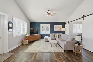 69 Hart Rd, Sun Prairie, WI 53590 - Photo 4