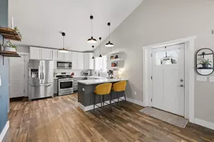 69 Hart Rd, Sun Prairie, WI 53590 - Photo 10