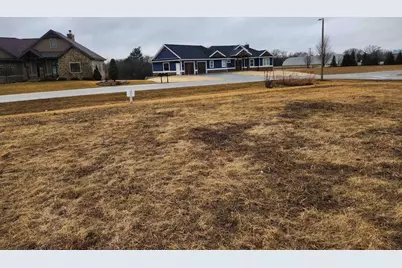 L17 Angelica Trail, Sun Prairie, WI 53590 - Photo 2