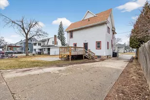 1145 Prairie Ave, Beloit, WI 53511 - Photo 40