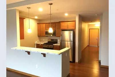 625 N Segoe Road #404, Madison, WI 53705 - Photo 4