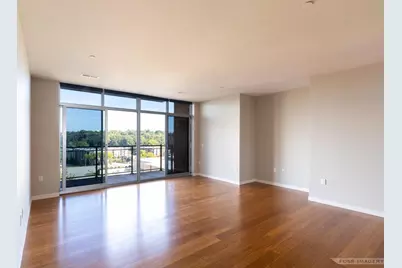 625 N Segoe Road #504, Madison, WI 53705 - Photo 4