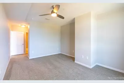625 N Segoe Road #504, Madison, WI 53705 - Photo 14