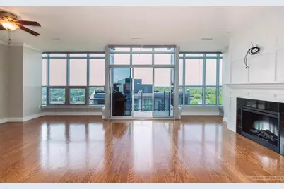 625 N Segoe Road #1107, Madison, WI 53705 - Photo 4