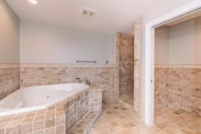 625 N Segoe Road #1107, Madison, WI 53705 - Photo 18