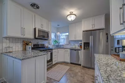 1513 S Marion Avenue, Janesville, WI 53546 - Photo 2