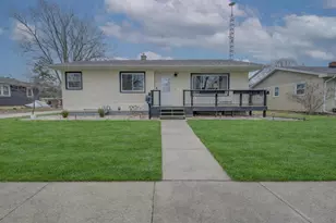 1513 S Marion Ave, Janesville, WI 53546 - Photo 1