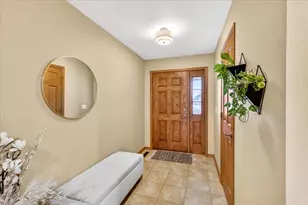 108 Donegal Dr, Cottage Grove, WI 53527 - Photo 6