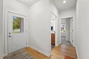 117 Ashberry Ln, Stoughton, WI 53558 - Photo 6