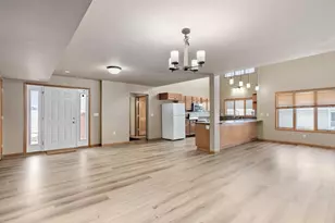 N6021 Westview Dr, Fond du Lac, WI 54937 - Photo 8