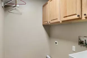 N6021 Westview Dr, Fond du Lac, WI 54937 - Photo 12