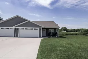 1400 Bea Ann Dr, Ridgeville, WI 53533 - Photo 28