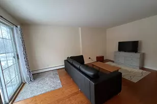 2142 Allen Blvd, Middleton, WI 53562 - Photo 6