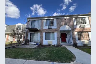 2142 Allen Boulevard #4, Middleton, WI 53562 - Photo 1