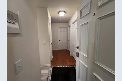 2142 Allen Boulevard #4, Middleton, WI 53562 - Photo 2