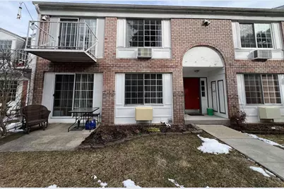 2142 Allen Boulevard #4, Middleton, WI 53562 - Photo 1