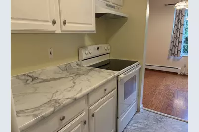 2142 Allen Boulevard #4, Middleton, WI 53562 - Photo 6