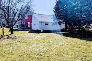 20 W Brown St, Waupun, WI 53963 - Photo 6