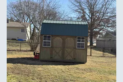 1915 Cedar Pointe Drive, Janesville, WI 53546 - Photo 20