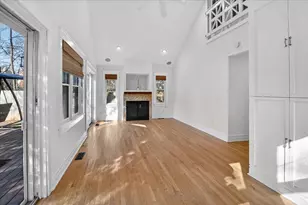 2641 Chamberlain Ave, Madison, WI 53705 - Photo 20