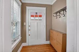 2641 Chamberlain Ave, Madison, WI 53705 - Photo 10