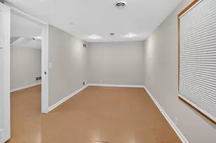 2641 Chamberlain Ave, Madison, WI 53705 - Photo 32