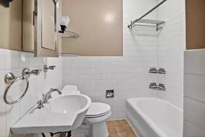 2641 Chamberlain Avenue, Madison, WI 53705 - Photo 18