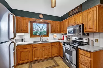 2306 Woodcrest Drive, Portage, WI 53901 - Photo 22