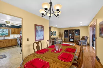 2306 Woodcrest Drive, Portage, WI 53901 - Photo 16