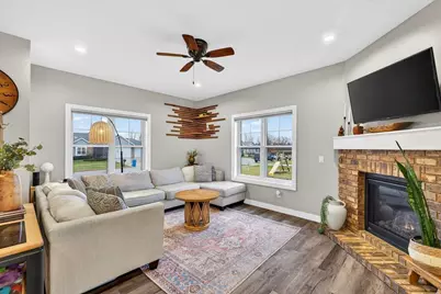 166 Cardinal Lane, Fall River, WI 53932 - Photo 8