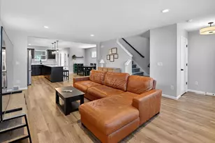 2135 Autumn Lake Parkway, Madison, WI 53718 - Photo 4