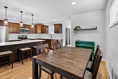 2135 Autumn Lake Parkway, Madison, WI 53718 - Photo 10