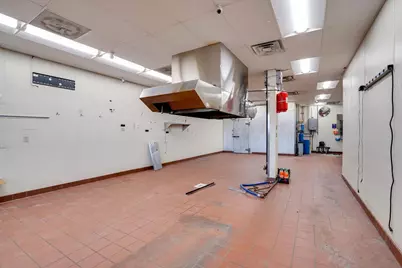 112 W Maple Avenue, Beaver Dam, WI 53916 - Photo 16