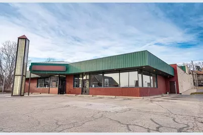 112 W Maple Avenue, Beaver Dam, WI 53916 - Photo 2