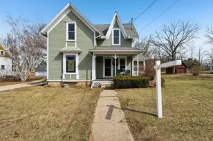725 Main St, Poynette, WI 53955 - Photo 6