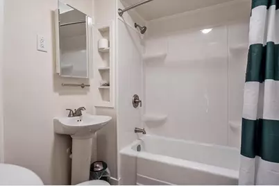 233 W Dawson Avenue, Beloit, WI 53511 - Photo 20