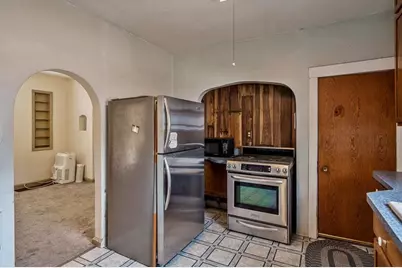 233 W Dawson Avenue, Beloit, WI 53511 - Photo 16