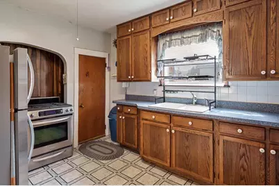 233 W Dawson Avenue, Beloit, WI 53511 - Photo 14